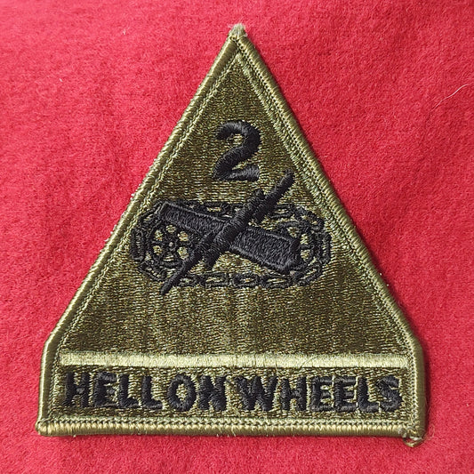 US Army Second 2nd ARMORED DIVISION Patch Sew On Subdued OD Woodland (bu06-2ad)