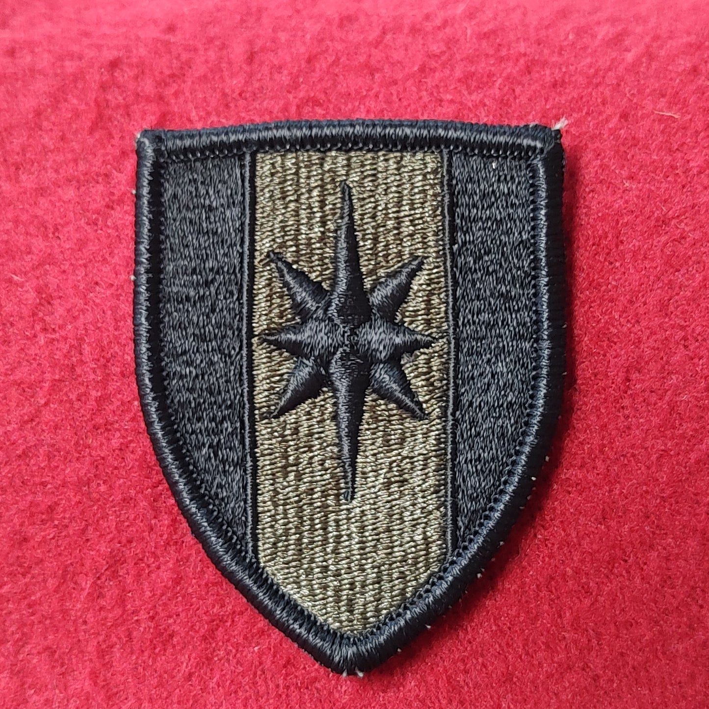 US Army 44th MEDICAL BRIGADE Subdued Patch Sew On(28CR42)
