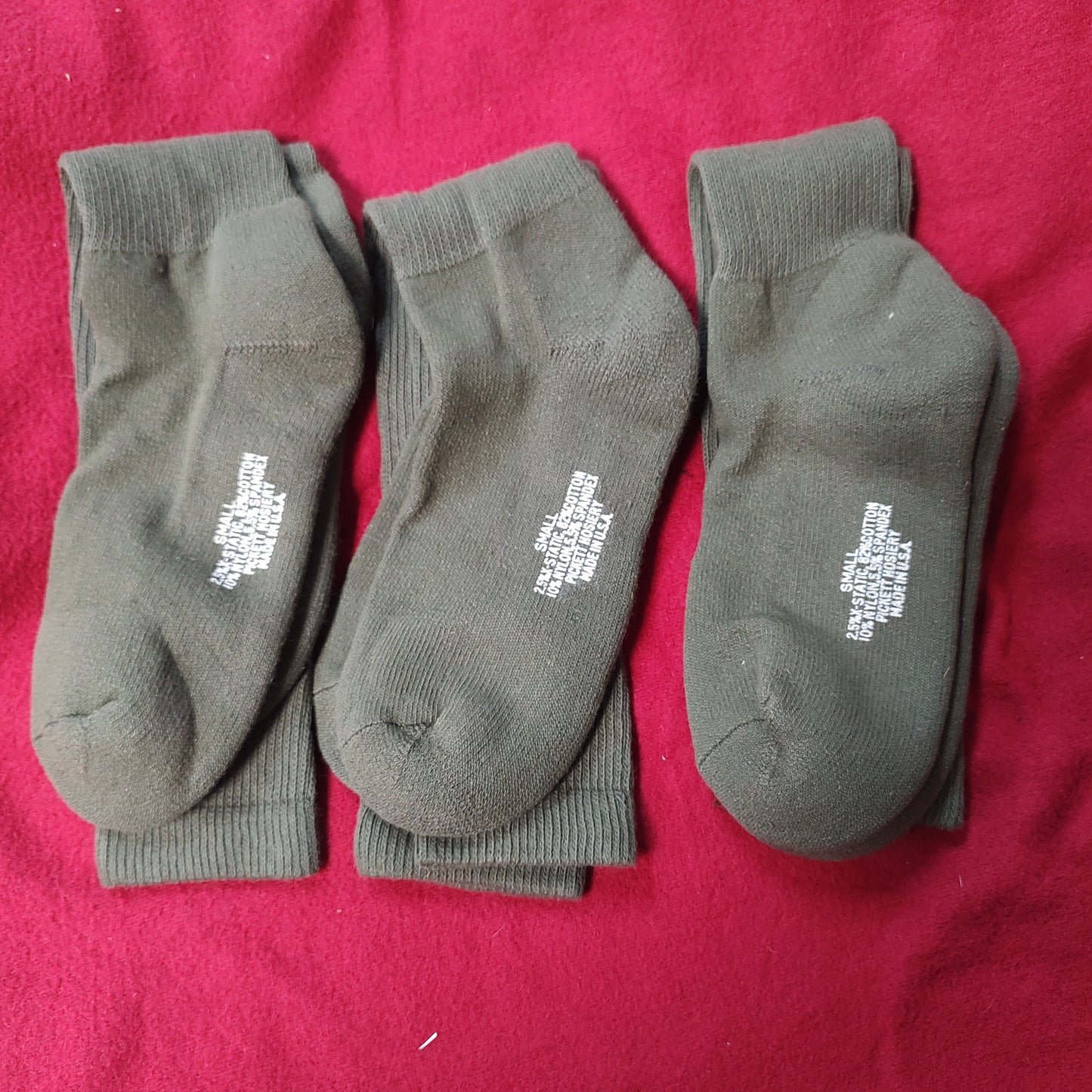 3 PAIR US Army Olive Drab Socks Size Small (33CR ca01-2)