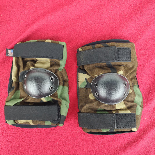 US Army Woodland Camo Bijans Protective Elbow Pads Size Large (BB04-18a91)
