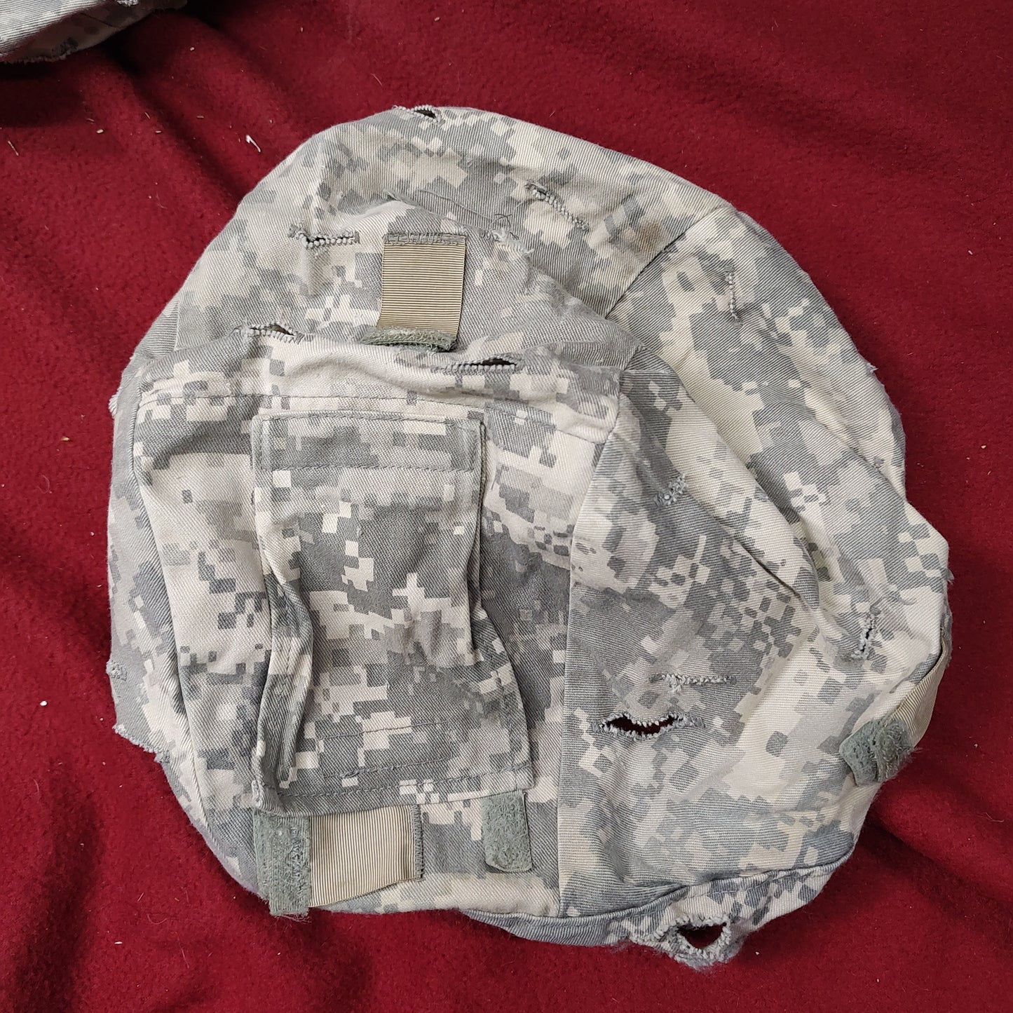 USED US Army Digital Camo Helmet Covers Size Large/X-Large (BA13-BLK5)