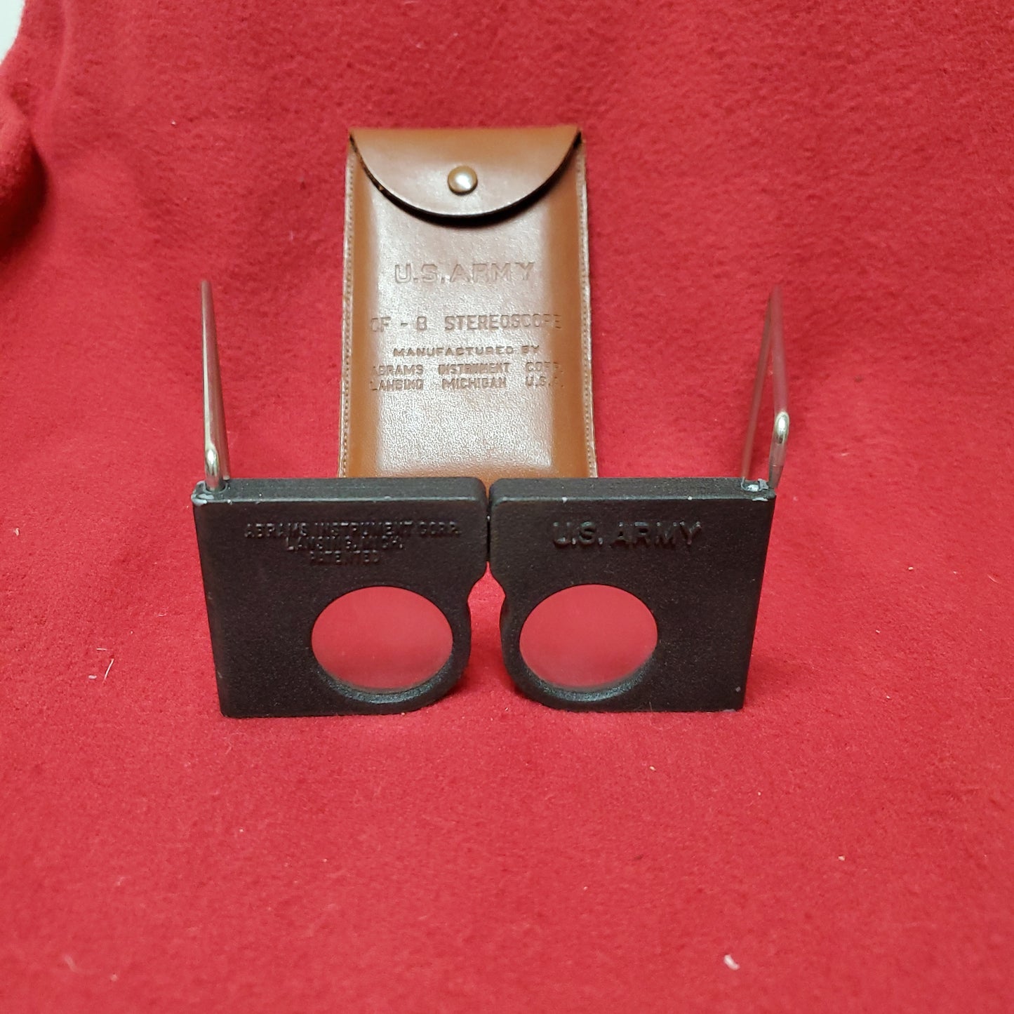 VINTAGE US Army CF-8 Stereoscope Abrams Distribution w Case (09CC- ca10-1gp24)