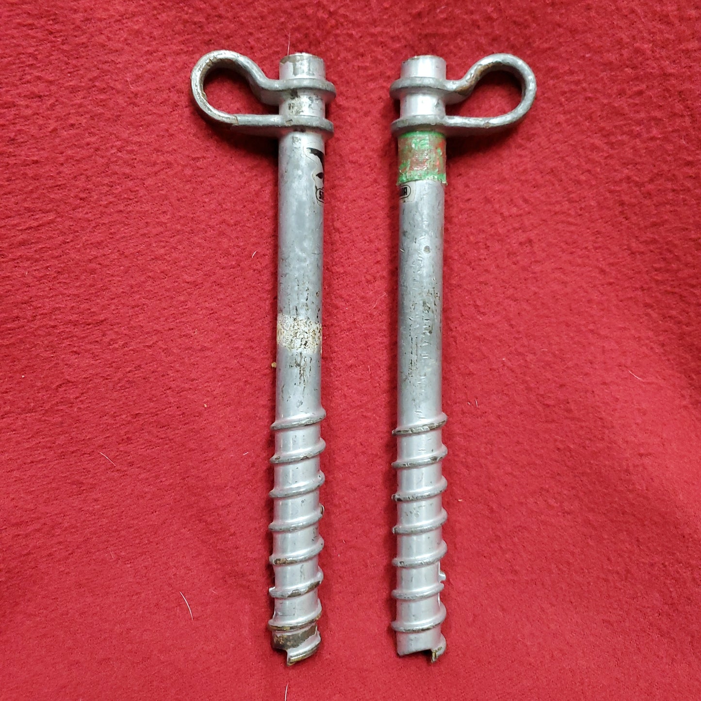 LOT of 2 - Salewa Snarg Ice Screws 9" Ice Rock Climbing Gear (aa14-g76)