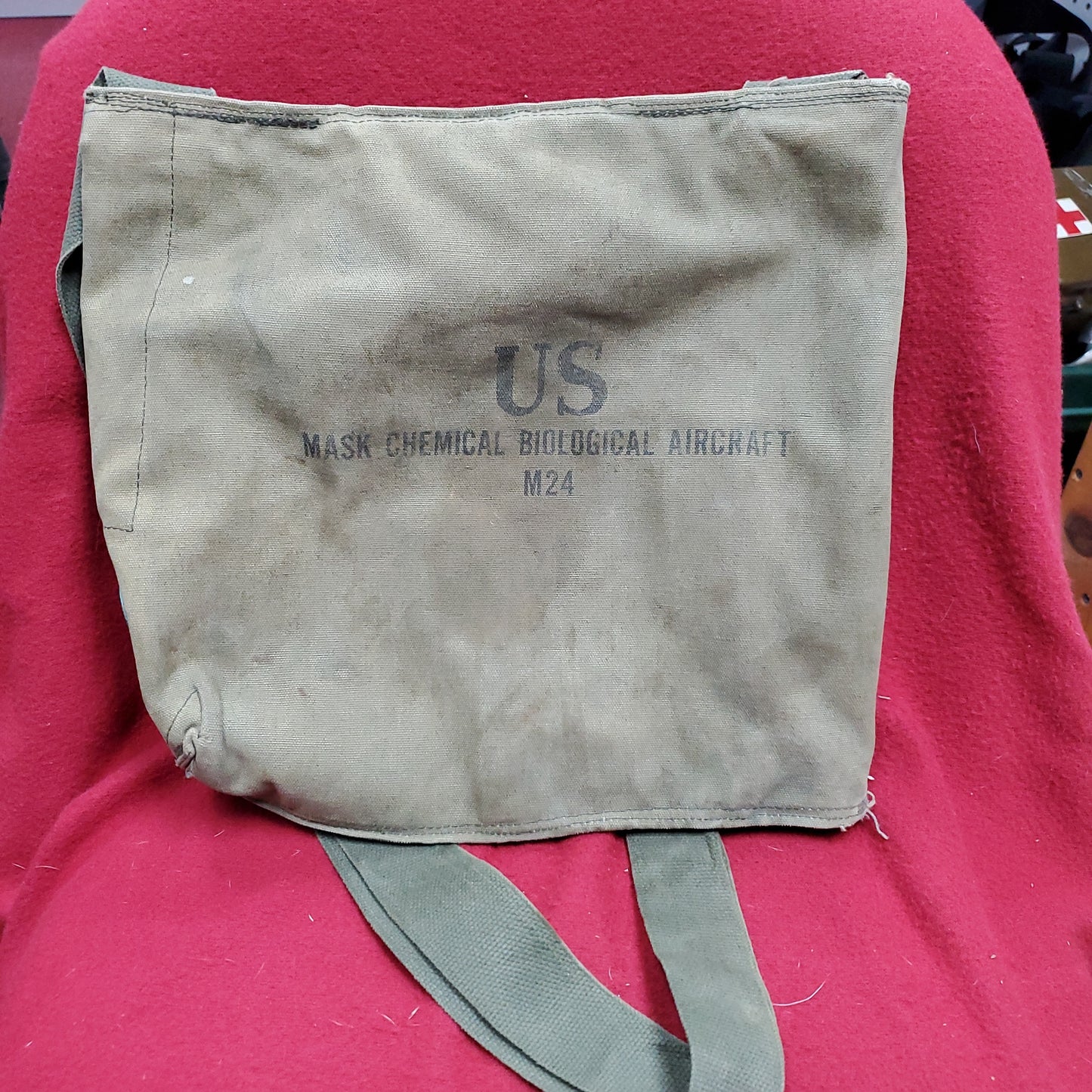 VINTAGE US Army M24 Mask Chemical Biological Aircraft Carrying Case Bag (25g cbrn4 ac03-g135)