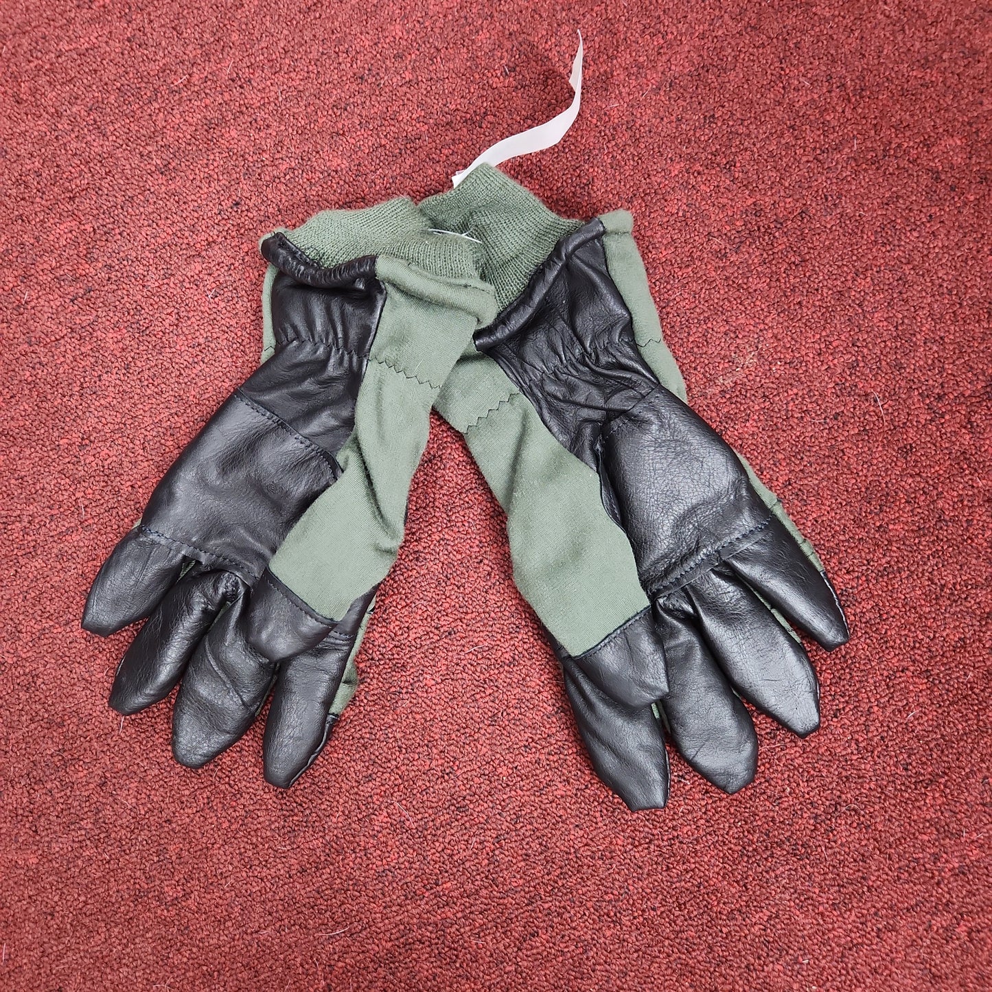 US Army Men's Medium (9) HAU-15/P Flyer's Intermediate Cold Weather Gloves (ca07-G376)