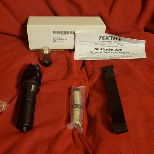 NOS US Army Military Issue Tektite IR Cover Ops Strobe 200 NIB Infared Strobe Light (j09 ab02-g445)