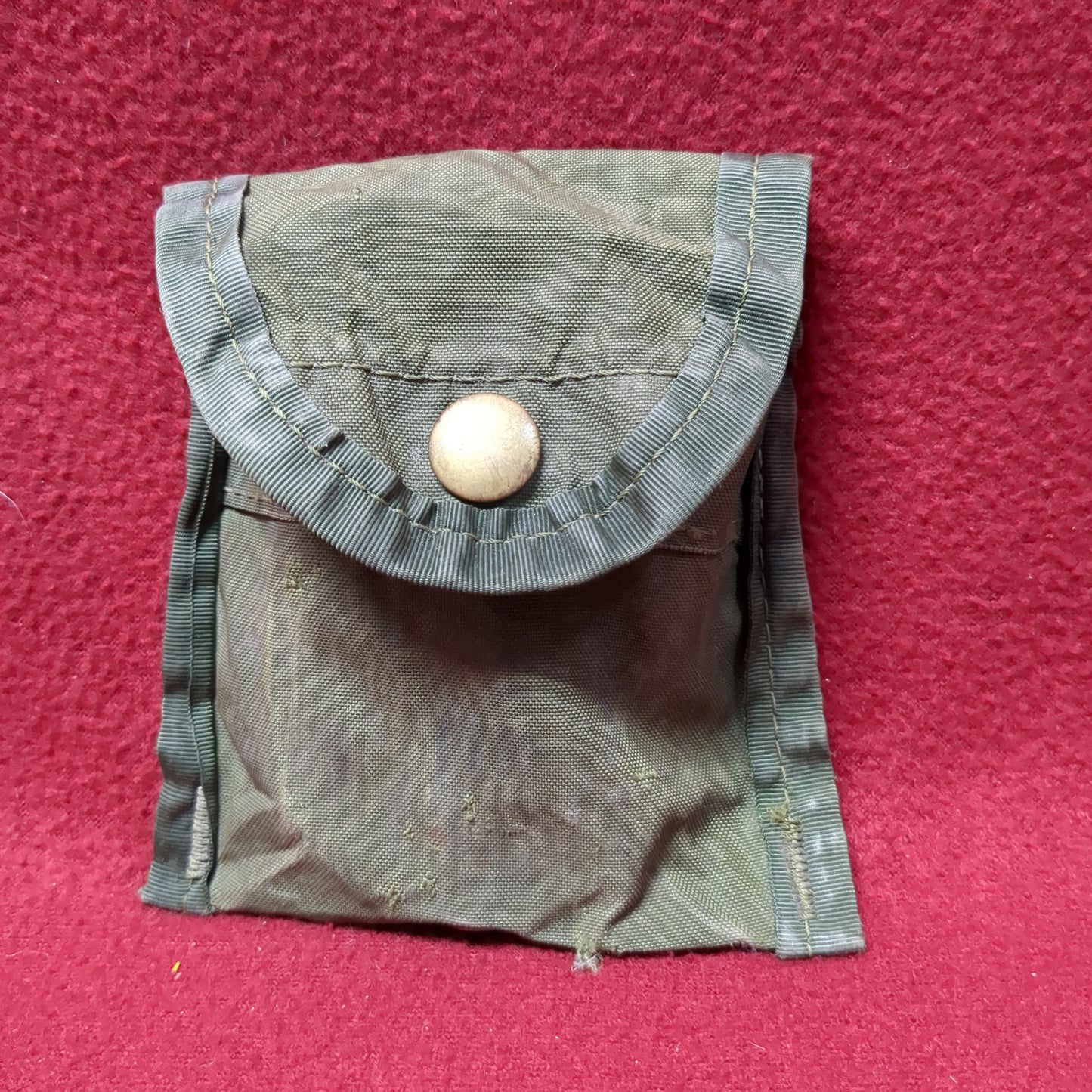 US Army First Aid Compass Pouch OD Olive Drab Used (03g 06cc- ca9-MH145)