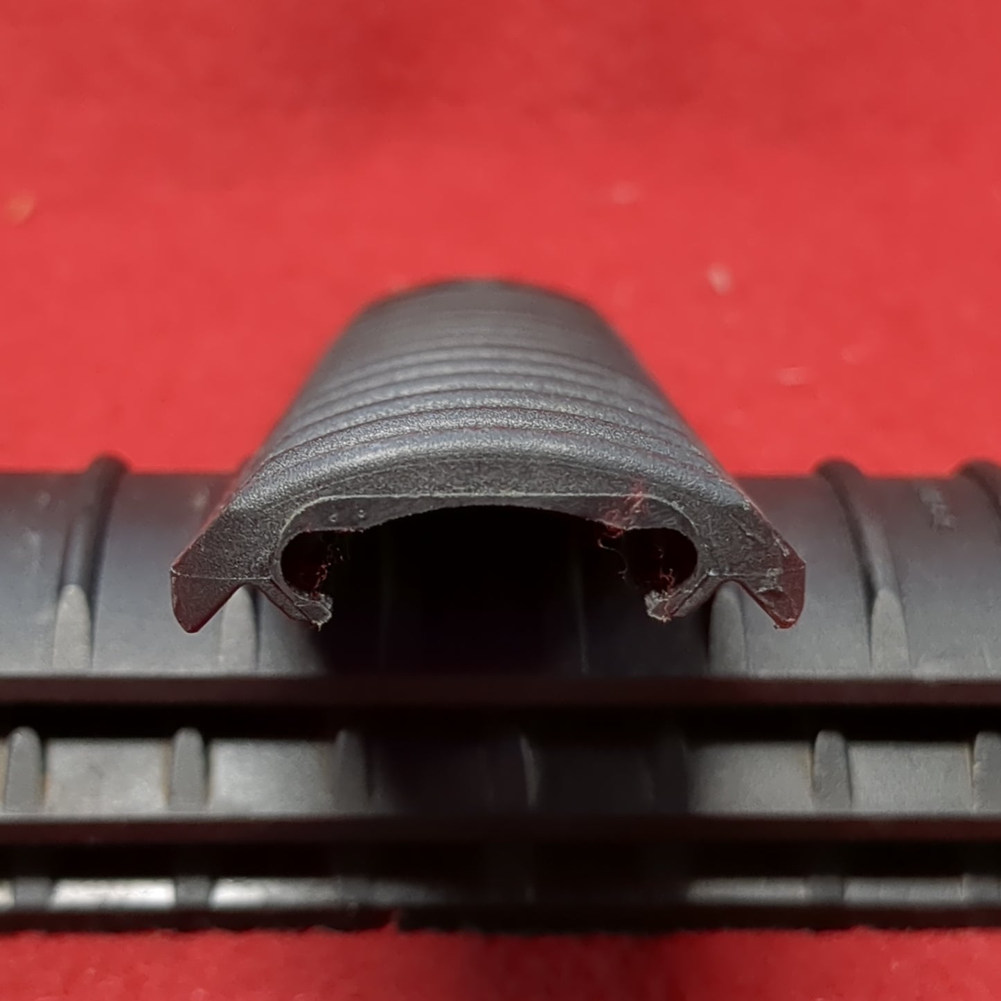 Lot of 4 - 11 Rib Rail Cover P&S PRODUCTS (FB18-MH522)
