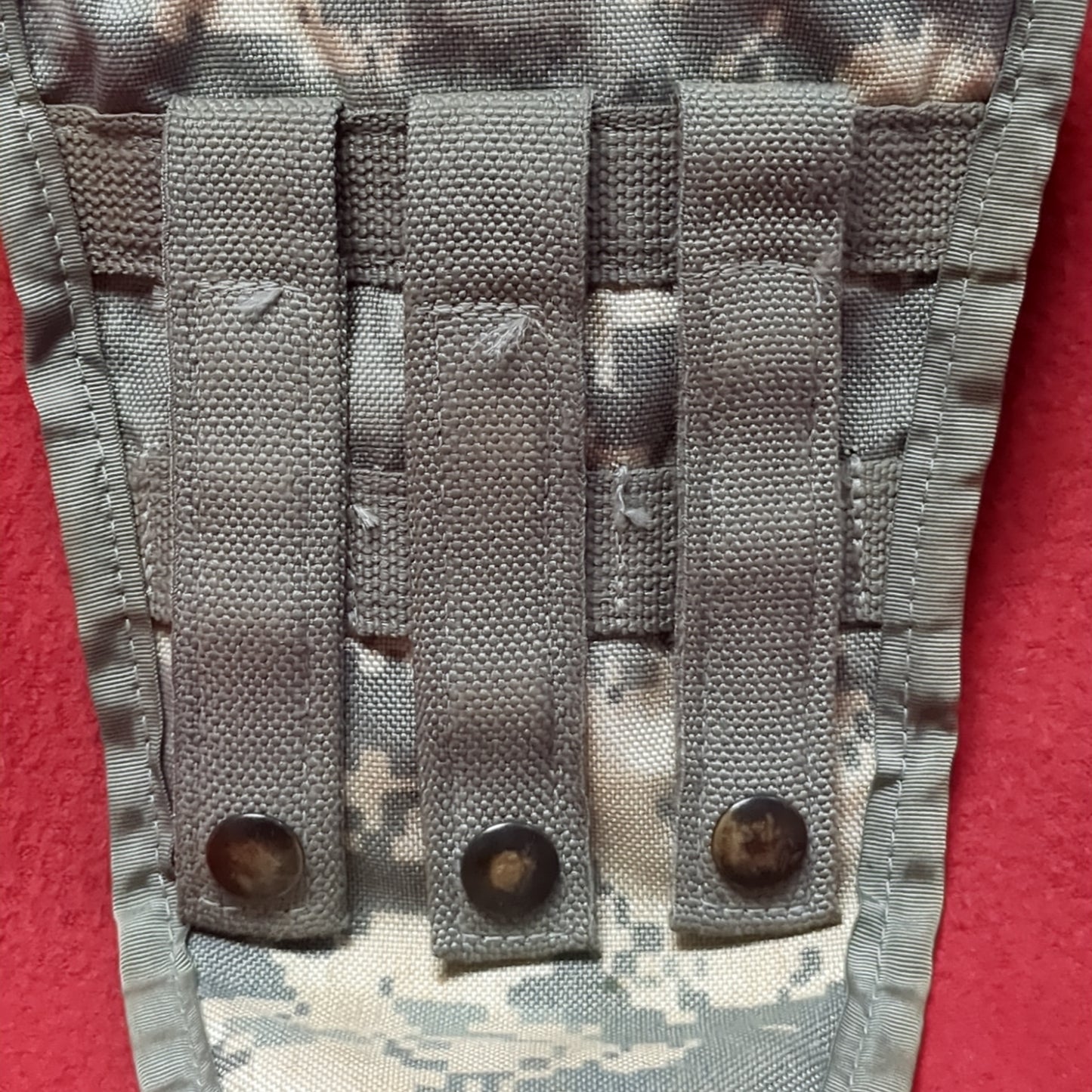 US Army Suction Catheter Pouch UCP ACU Molle II Good Condition (acu?-MH697)