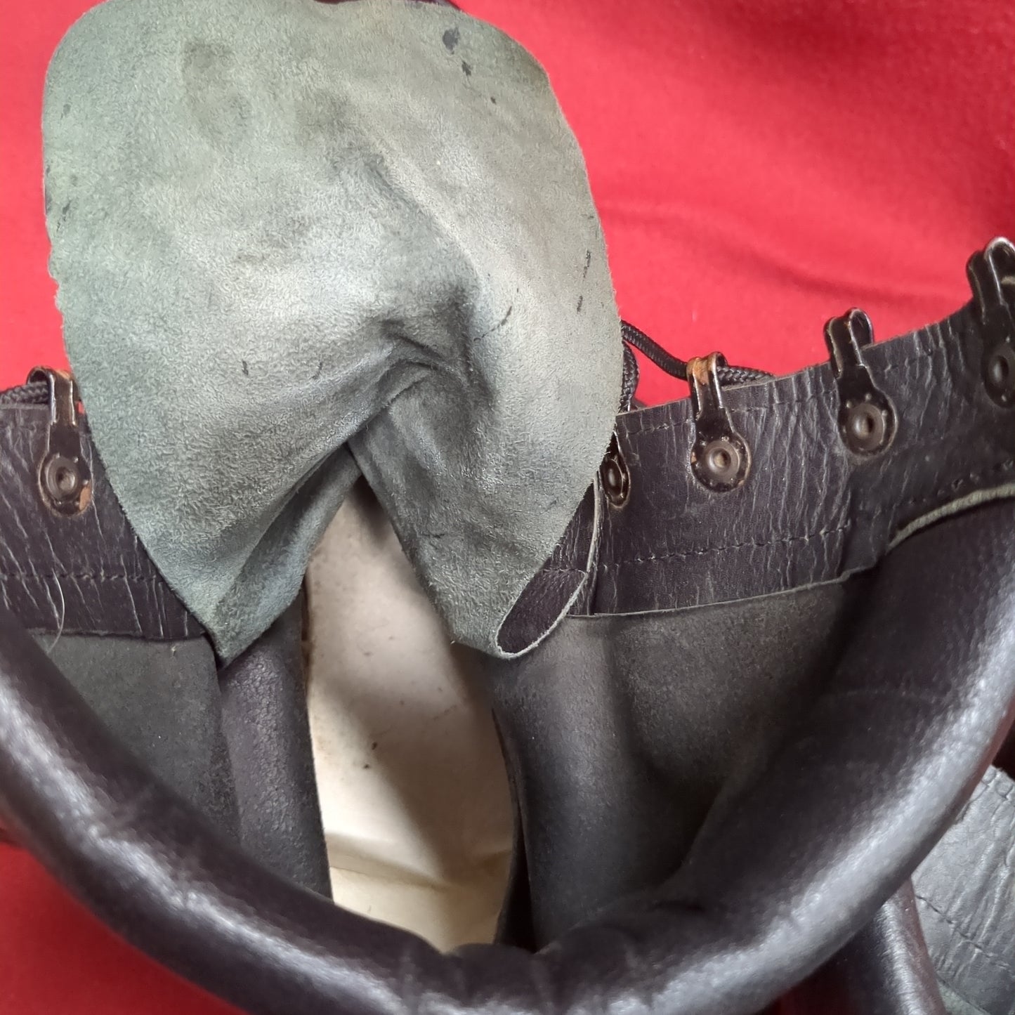 Eagle Pass 9W Regular Black Leather Boots (BA10-APR75)
