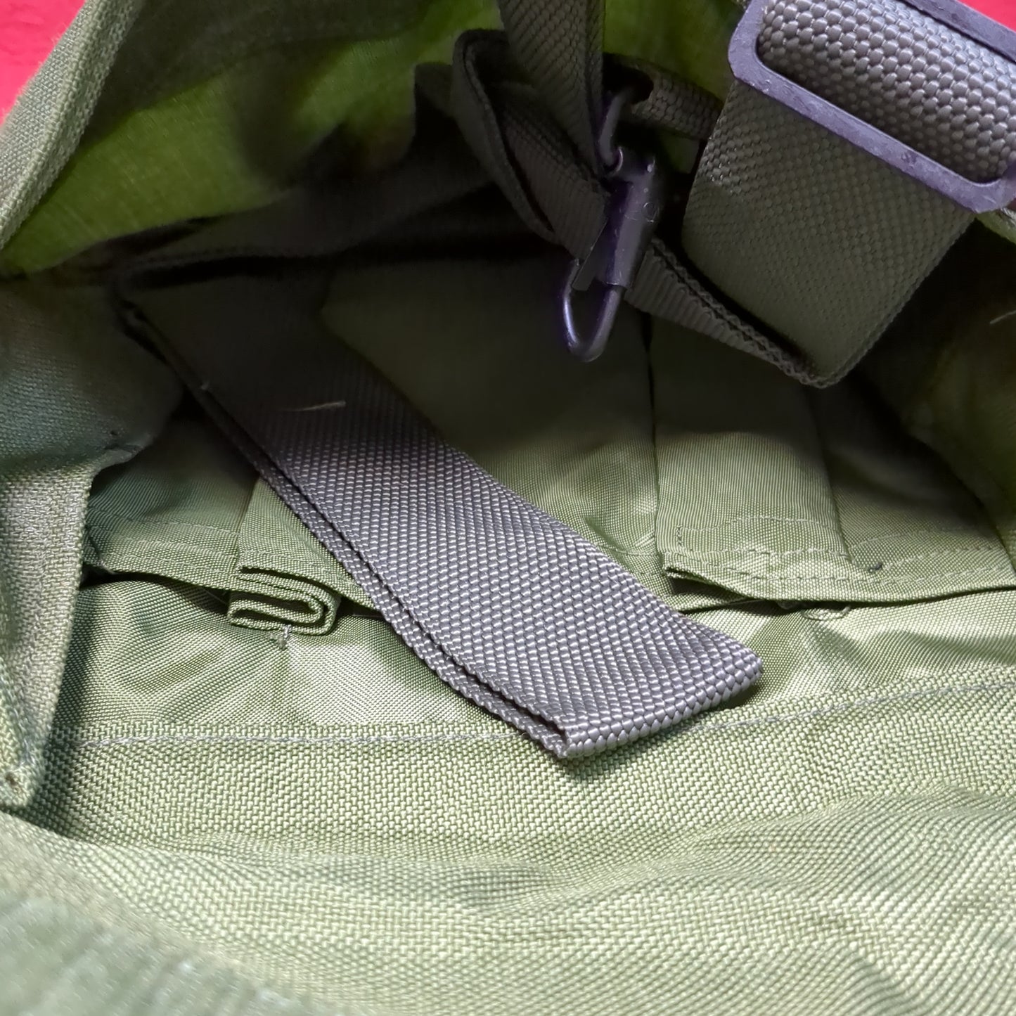 NOS US Army M40 Gas Mask Bag ONLY (cbrn ac01-APR235)