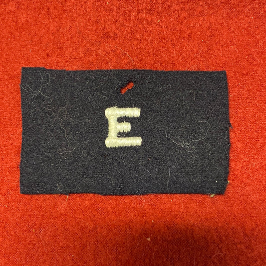 VINTAGE US Navy Coast Guard E GUNNERY Sew On Patch (WSB09-154)