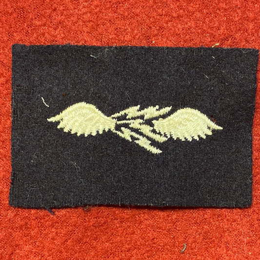 VINTAGE US Navy Coast Guard AVIATION RADIOMAN Sew On Patch (WSB09-122)