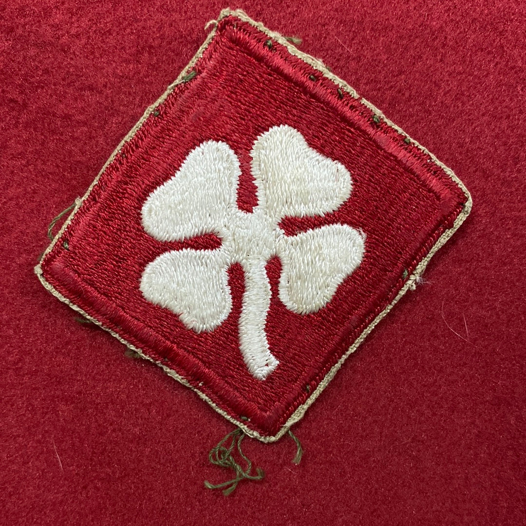 VINTAGE US Army 4th Army Patch Sew-On (12o79)