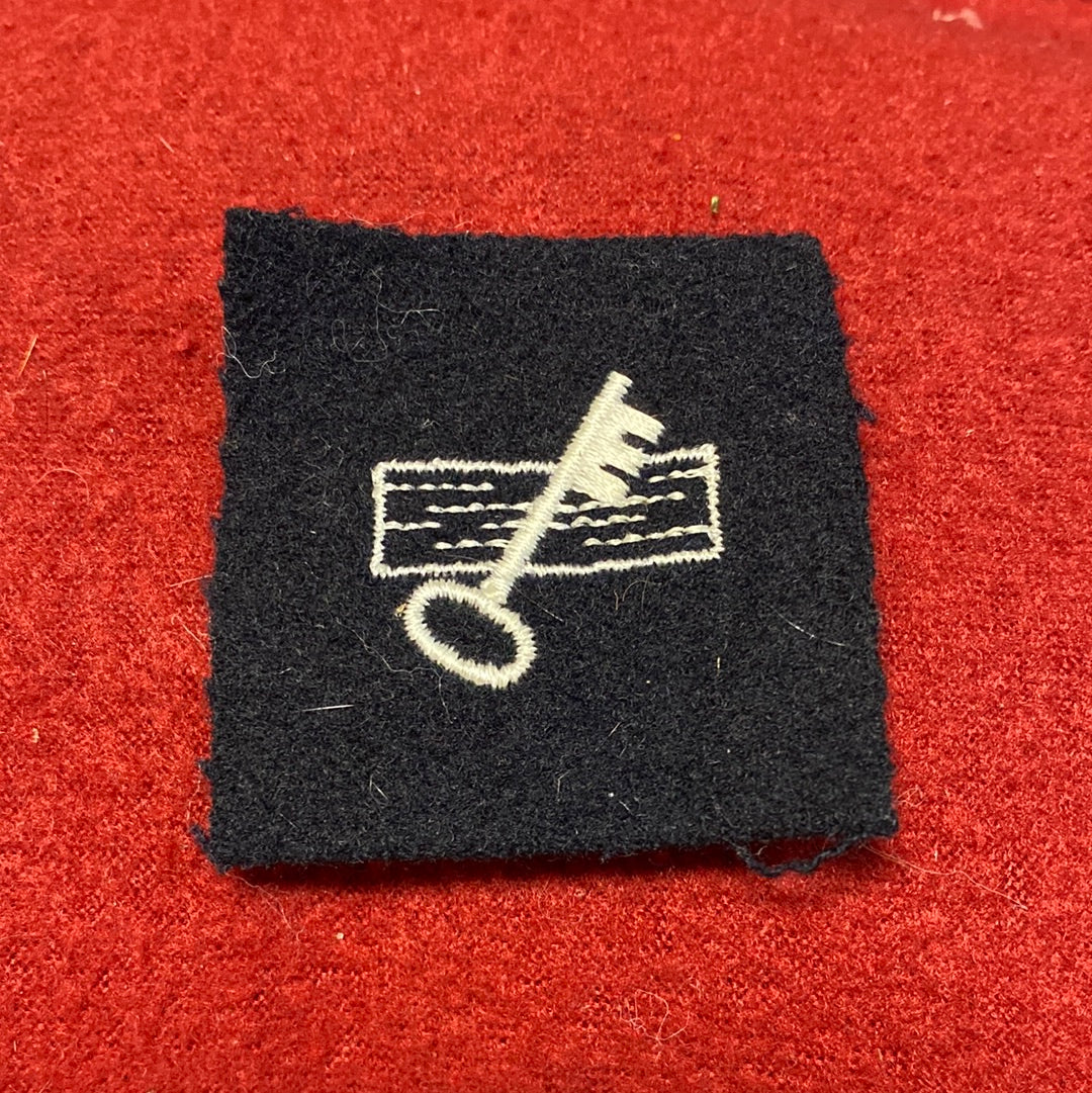 VINTAGE US Navy Coast Guard DISPERSING CLERK Sew On Patch (WSB09-164)