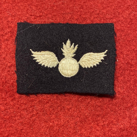 VINTAGE US Navy Coast Guard AVIATION ORDINANCEMAN Sew On Patch (WSB09-67)
