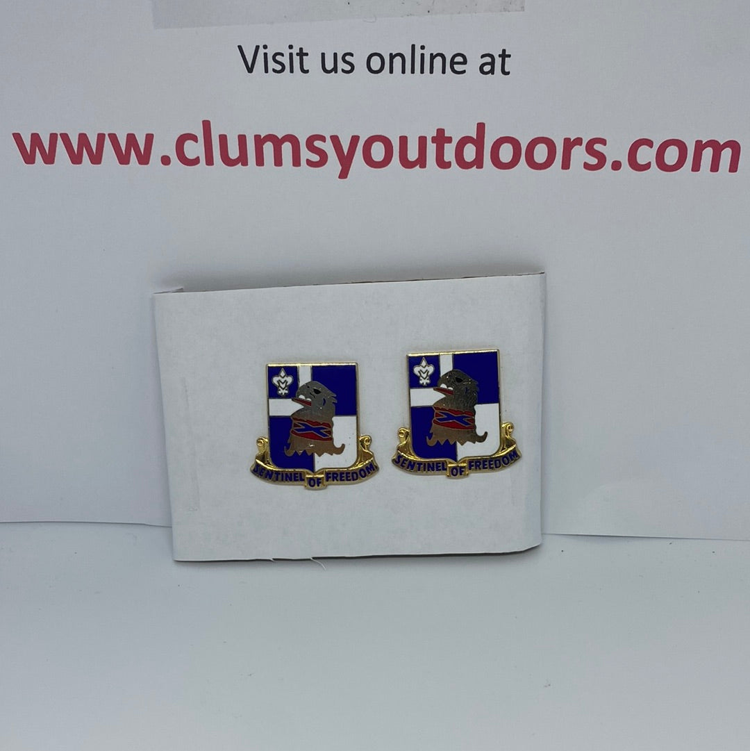 Vintage US Military 122th Infantry Regiment Crest Pin (PAIR) (3cc20)