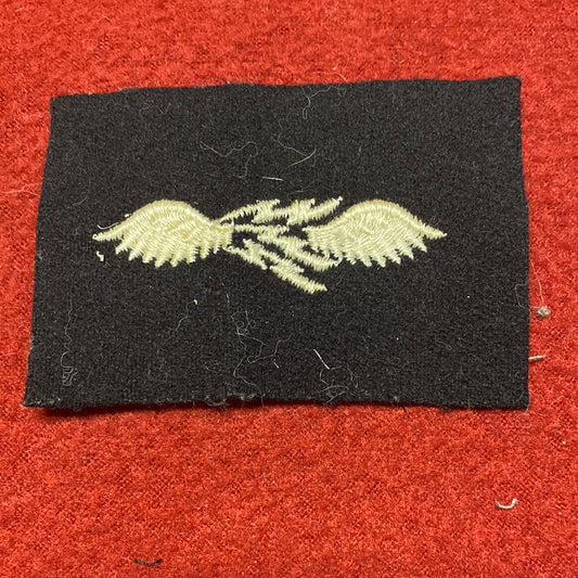 VINTAGE US Navy Coast Guard AVIATION RADIOMAN Sew On Patch (WSB09-129)