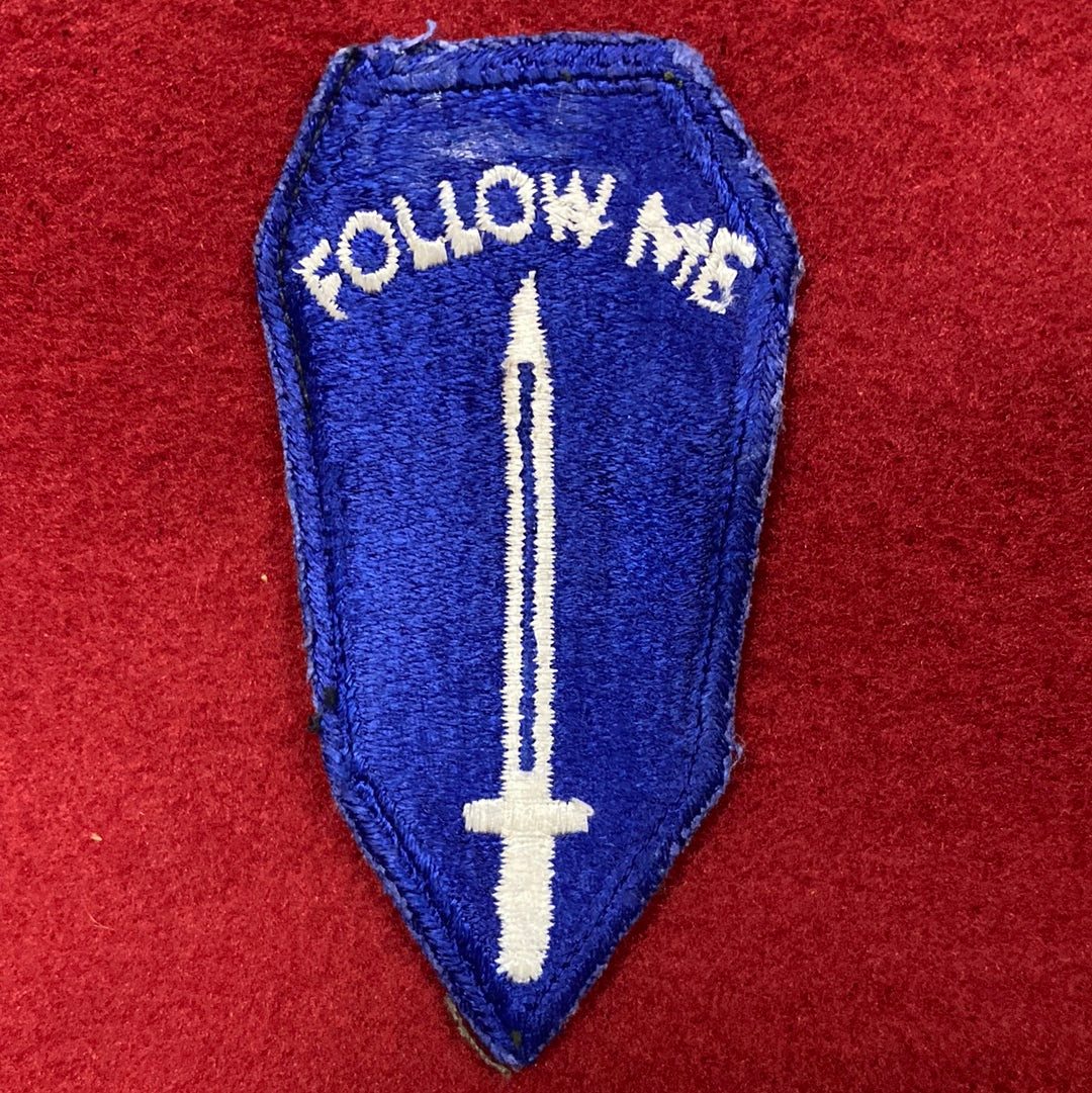 VINTAGE US Army Infantry Training School Patch Sew-On (12o40)