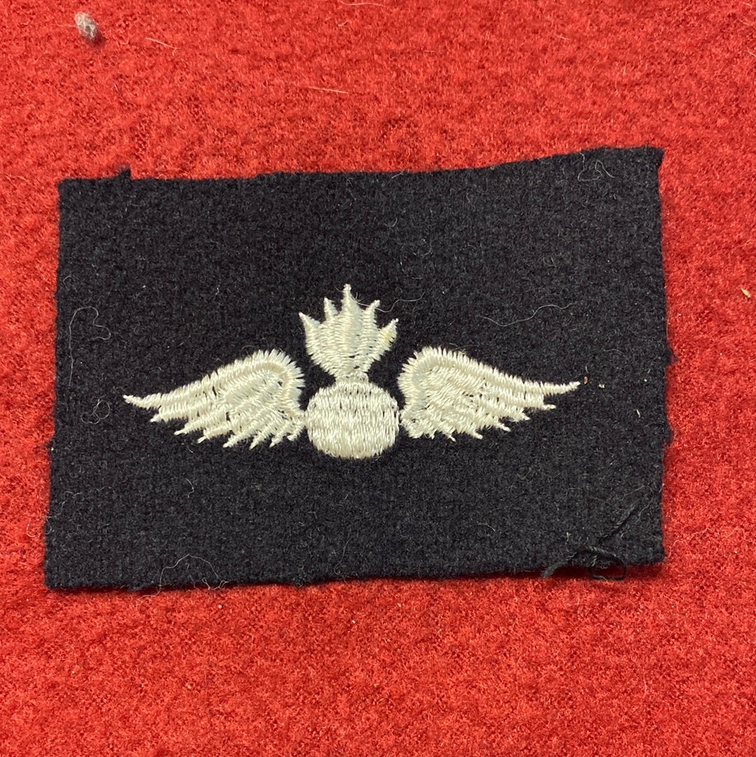 VINTAGE US Navy Coast Guard AVIATION ORDINANCEMAN Sew On Patch (WSB09-69)