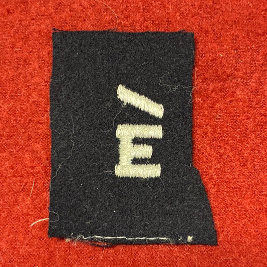 VINTAGE US Navy Coast Guard E GUNNERY Sew On Patch (WSB09-155)