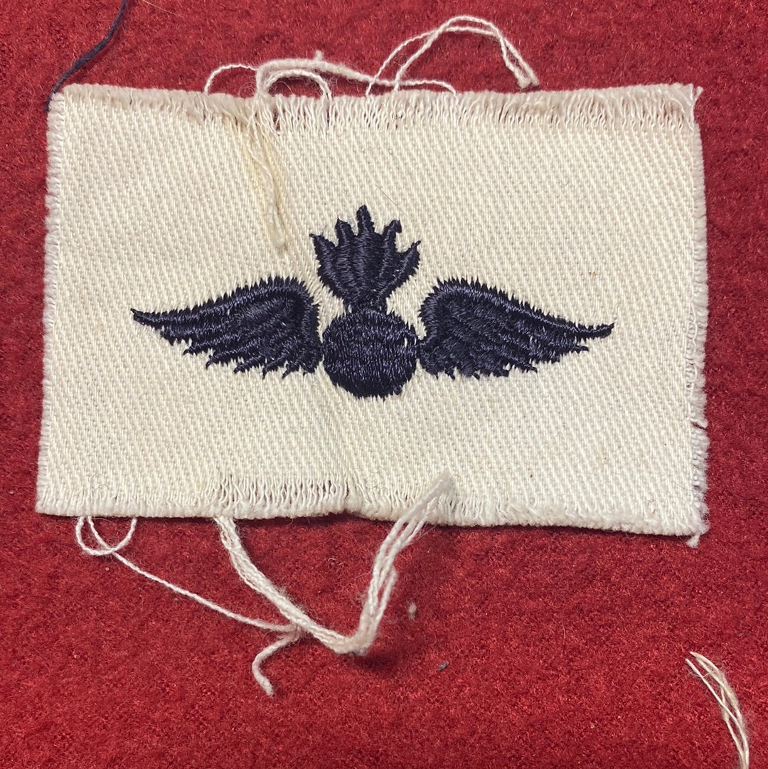 VINTAGE US Navy Coast Guard AVIATION ORDINANCEMAN Sew On Patch (WSB09-51)
