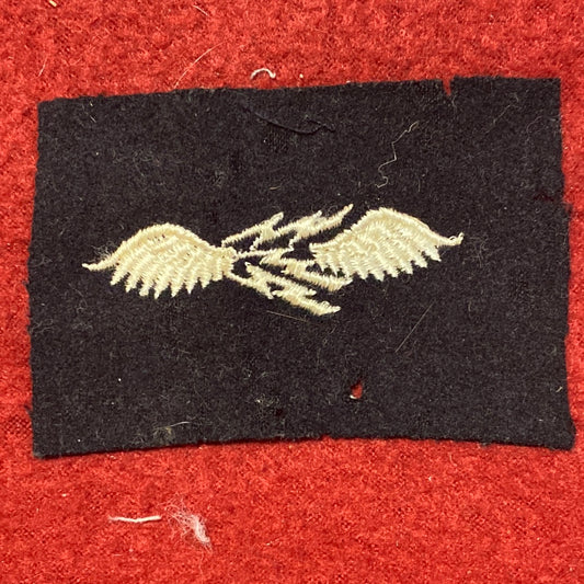 VINTAGE US Navy Coast Guard AVIATION RADIOMAN Sew On Patch (WSB09-121)