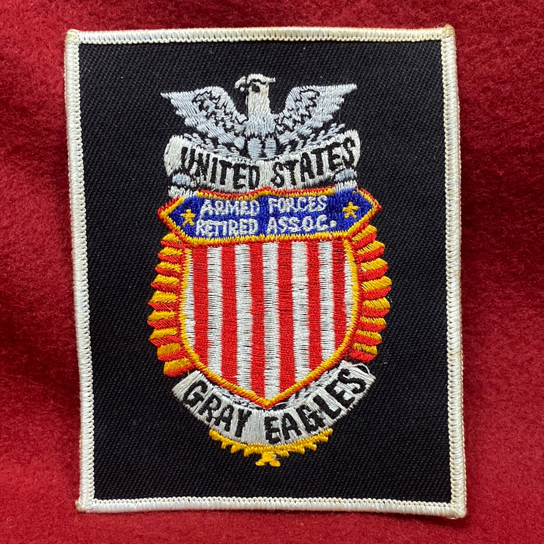 VINTAGE US Army Armed Forces Retired Association Sew-On (12o9)