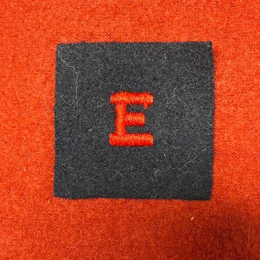 VINTAGE US Navy Coast Guard E GUNNERY Sew On Patch (WSB09-156)