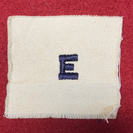 VINTAGE US Navy Coast Guard E GUNNERY Sew On Patch (WSB09-152)