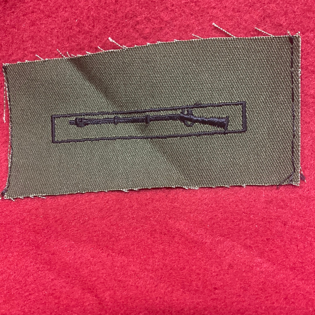 VINTAGE US Army EXPERT INFANTRYMAN BADGE Patch SEW ON Subdued OD Black (04cc06)