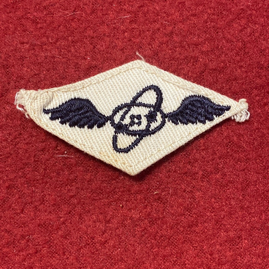 VINTAGE US Navy Coast Guard AVIATION ELECTRONICS TECH. Sew On Patch (WSB09-100)