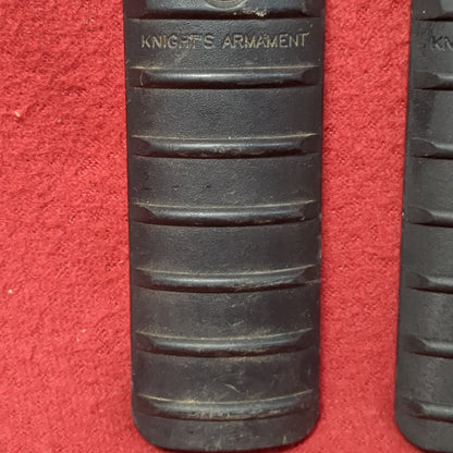 *LOT of 2* Knights Armament Vero Beach, FL plus Number 6 Rib Rail Cover KAC Good Condition (FB18-APR482)