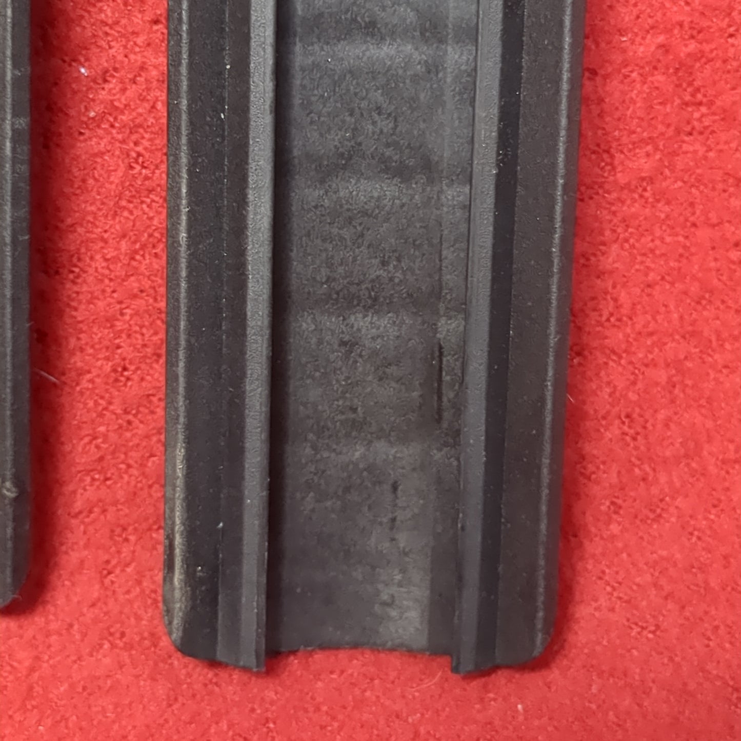 *LOT of 2* Knights Armament Vero Beach, FL plus Number 6 Rib Rail Cover KAC Good Condition (FB18-APR482)