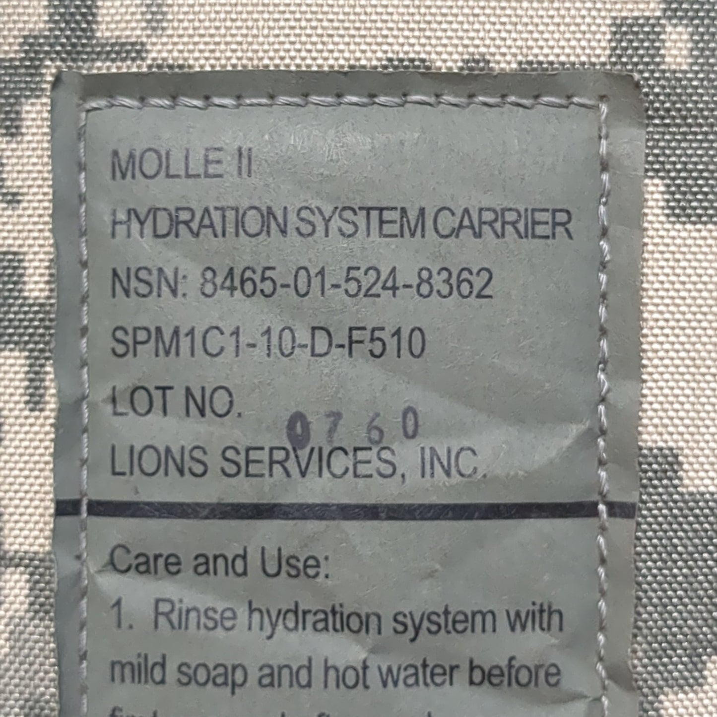 US Army ACU UCP Camelback Hydration System Carrier *Only* Excellent condition (09o- db3-MAY20)