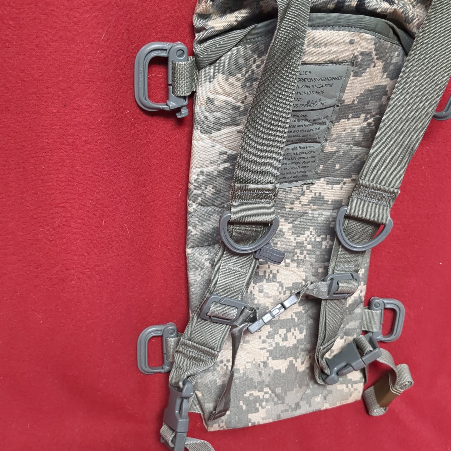 US Army ACU UCP Camelback Hydration System Carrier *Only* Excellent condition (09o- db3-MAY20)