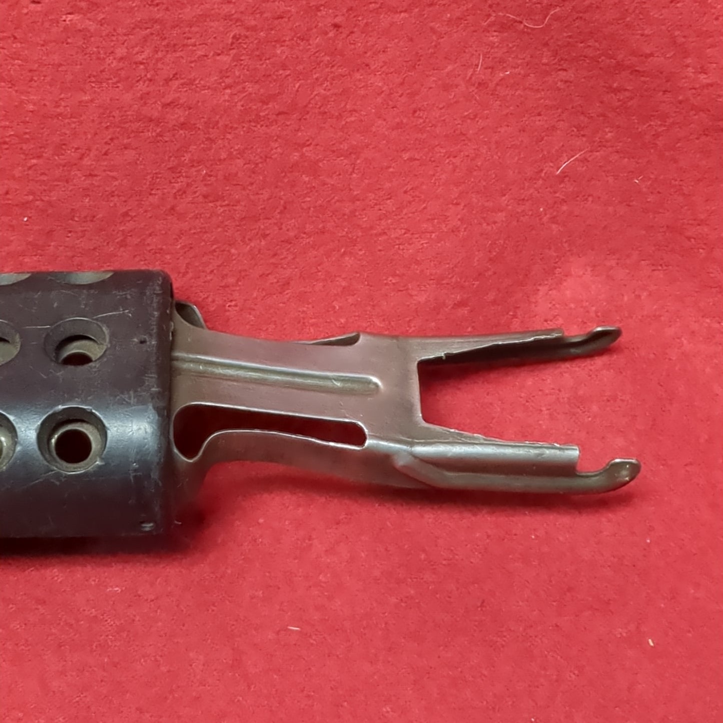 M249 Heat Shield Assembly Handguard Excellent Condition (hc05-MAY56)