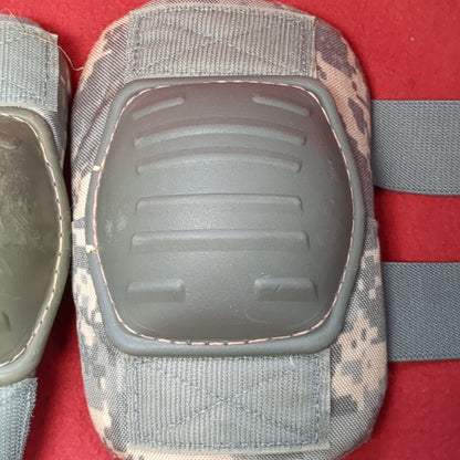 SET of US Army Elbow Pads Ripple ACU UCP Digital Camouflage (BB04-May246)