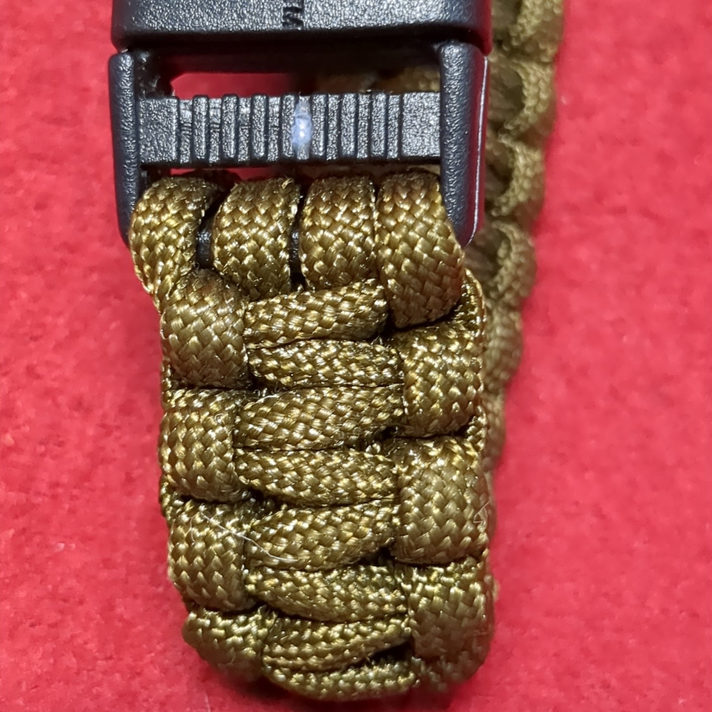 NOS Propper Olive Utility Bracelet (06cc- ca9-MAY250)