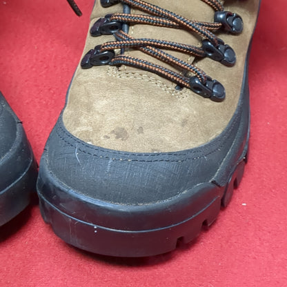 Wellco Brown Military Hiking Combat Boots size 4.5W (BA10-MAY283)
