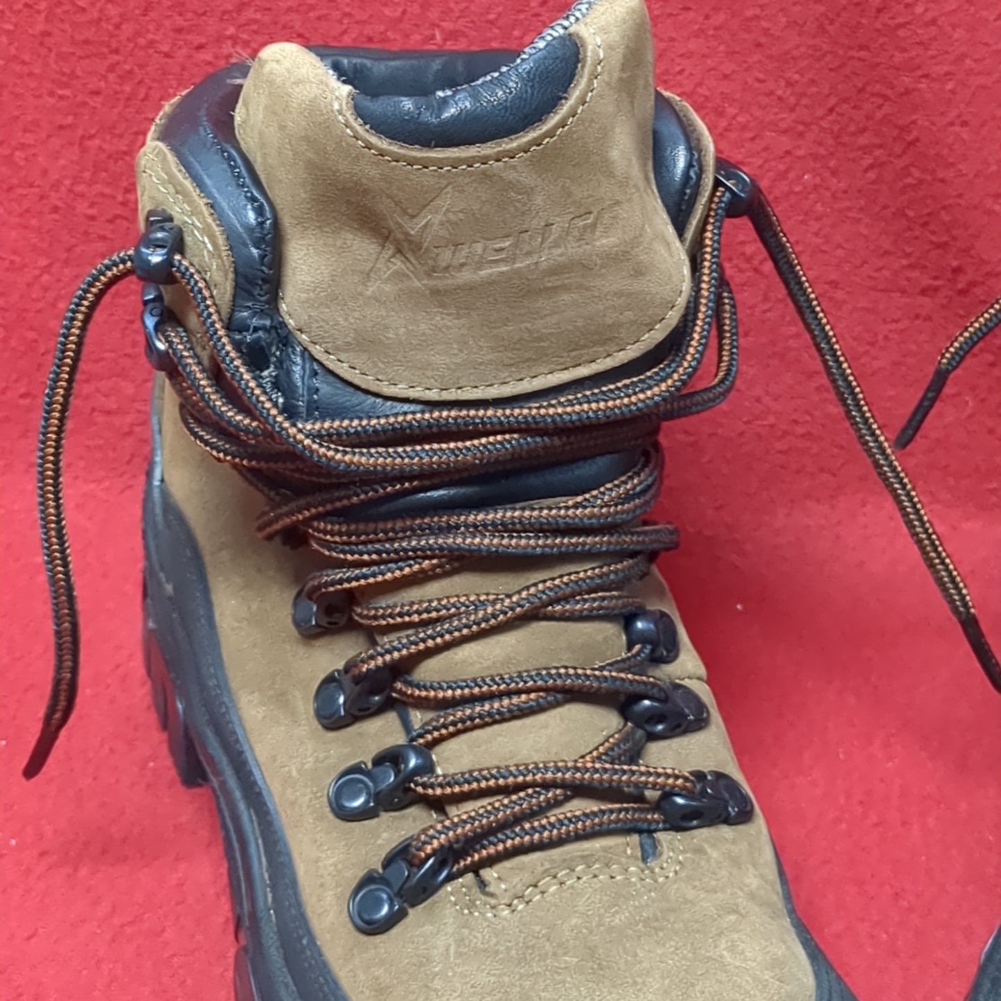 Wellco Brown Military Hiking Combat Boots size 4.5W (BA10-MAY283)