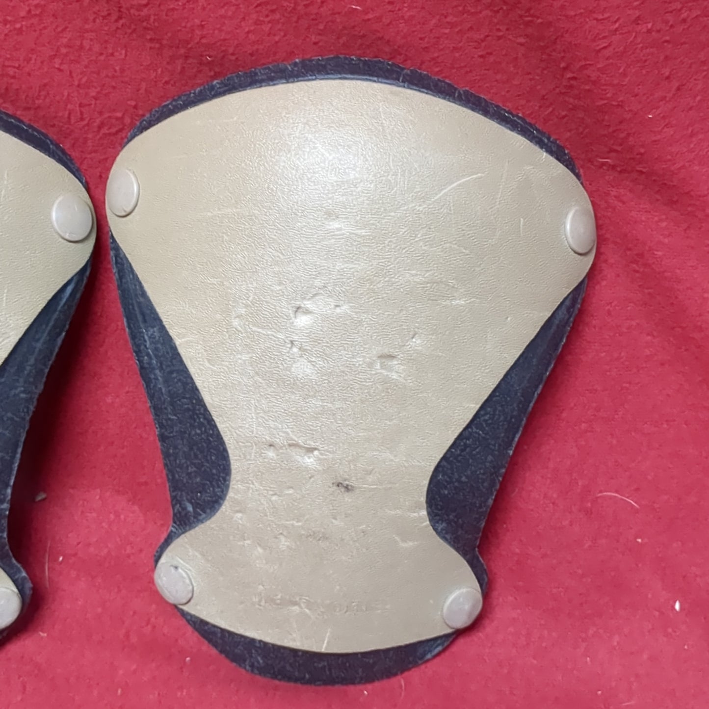 Patagonia Versatile Integrated Knee Pads Khaki (BB04-MAY285)