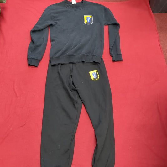 US Army Small Infantry "Follow Me"  Sweat Shirt/Pants set Cold Weather Excellent Condition (fb13-MAY334)