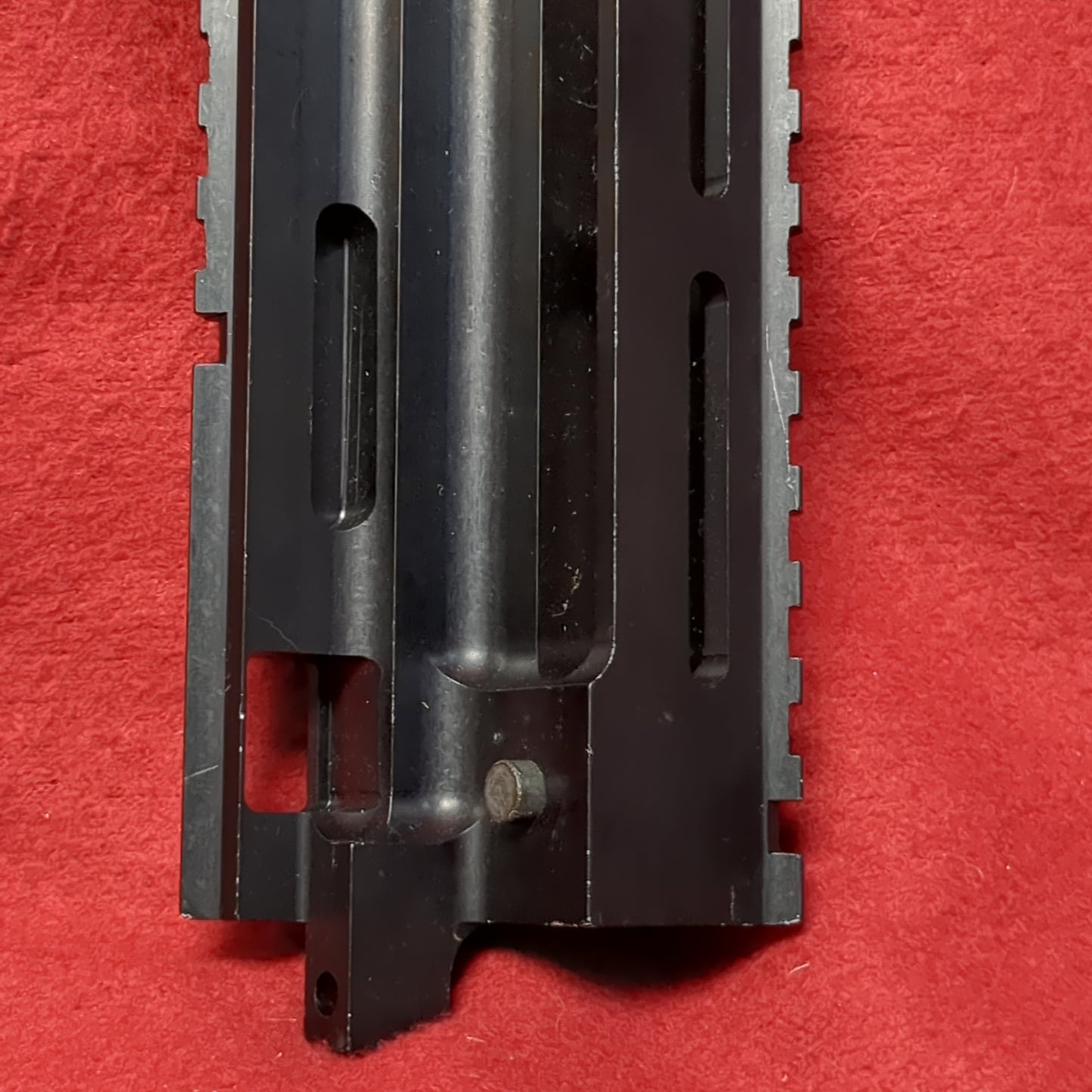 M249 Saw Rail Adapter Right/Bottom Assembly Excellent Condition (FB18-MAY360)