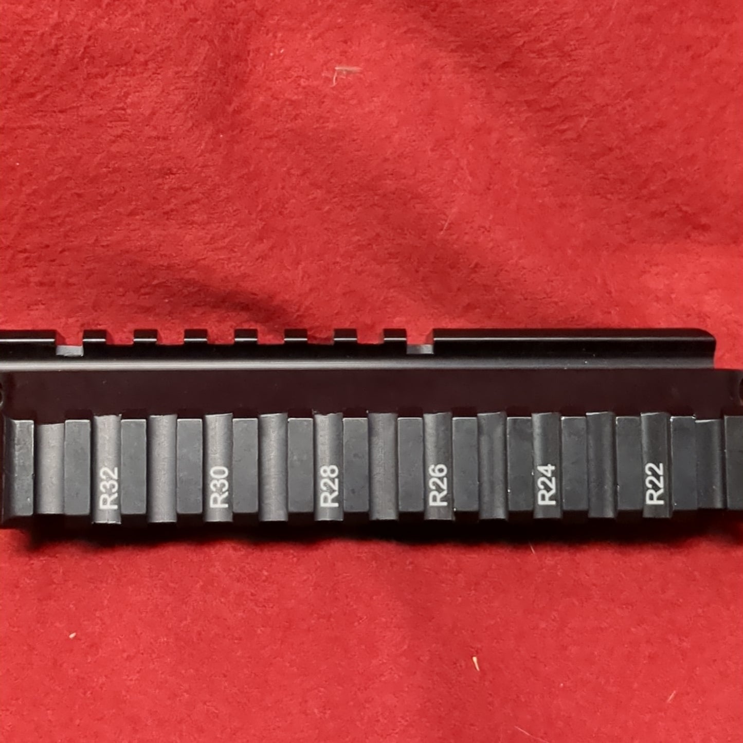 M249 Saw Rail Adapter Right/Bottom Assembly Excellent Condition (FB18-MAY360)