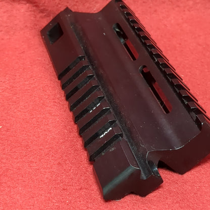 M249 Saw Rail Adapter Right/Bottom Assembly Excellent Condition (FB18-MAY360)