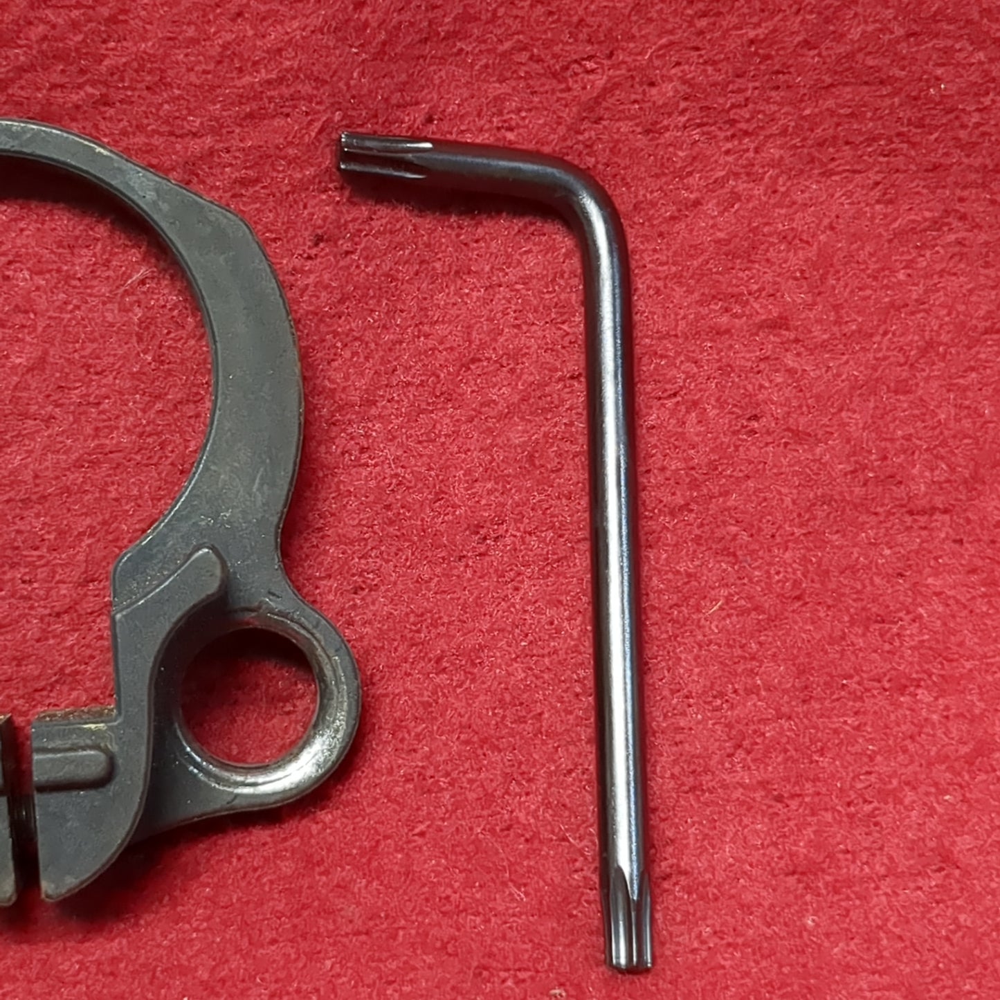 Blackhawk M4 Storm Sling Adapter W/Allen Key Good Condition (FB18-MAY374)