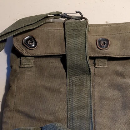 VINTAGE US Army M24 Mask Chemical Biological Aircraft Carrying Case Bag (25g cbrn4 ac03-g135)