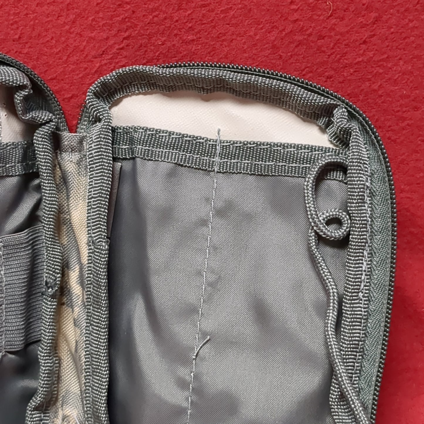 Fox Tactical Wallet/Organizer ACU/UCP Molle Excellent Condition (fb12-JUN28)