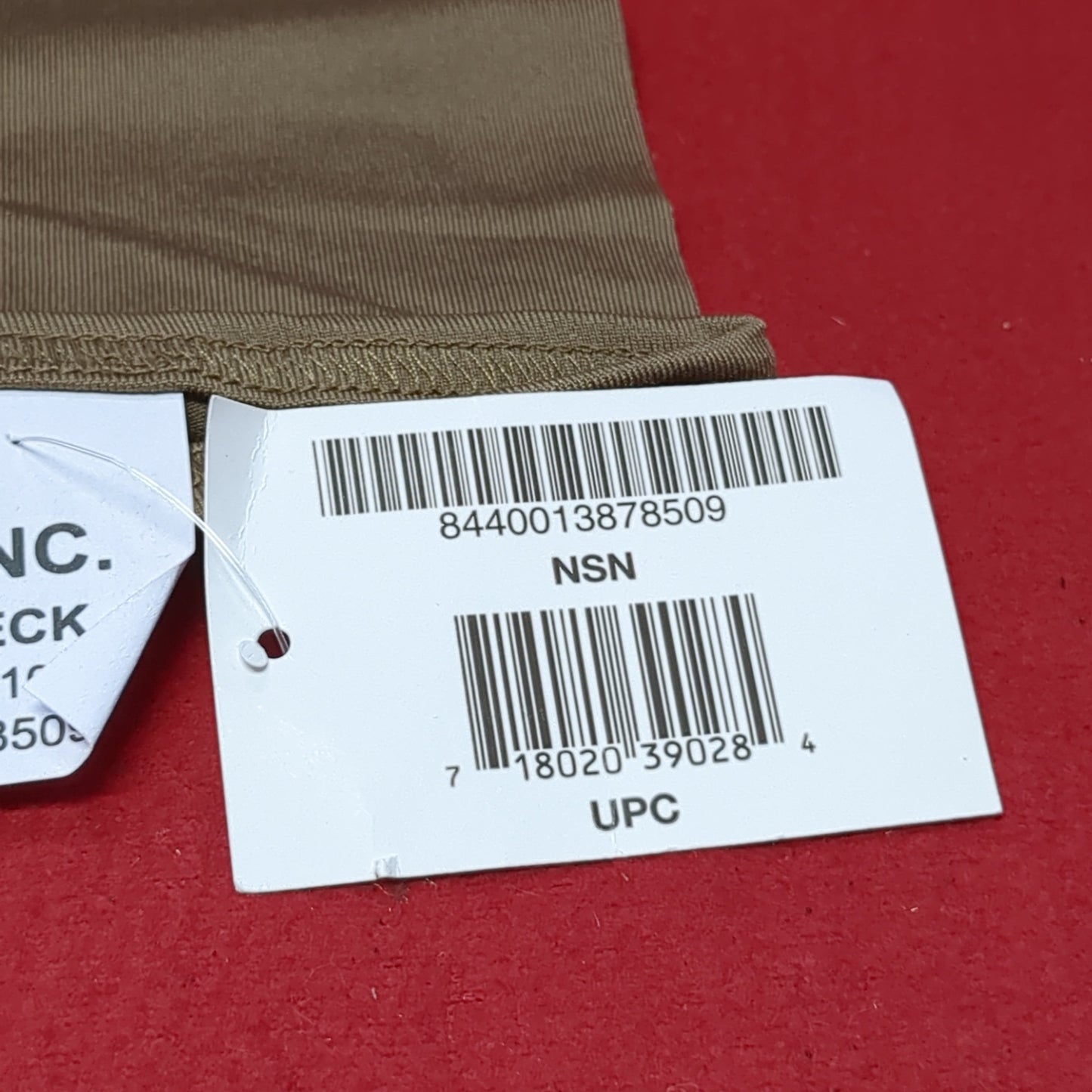 NWT Coyote Neck Gaiter Cold Weather (a16- da10-FEB08)